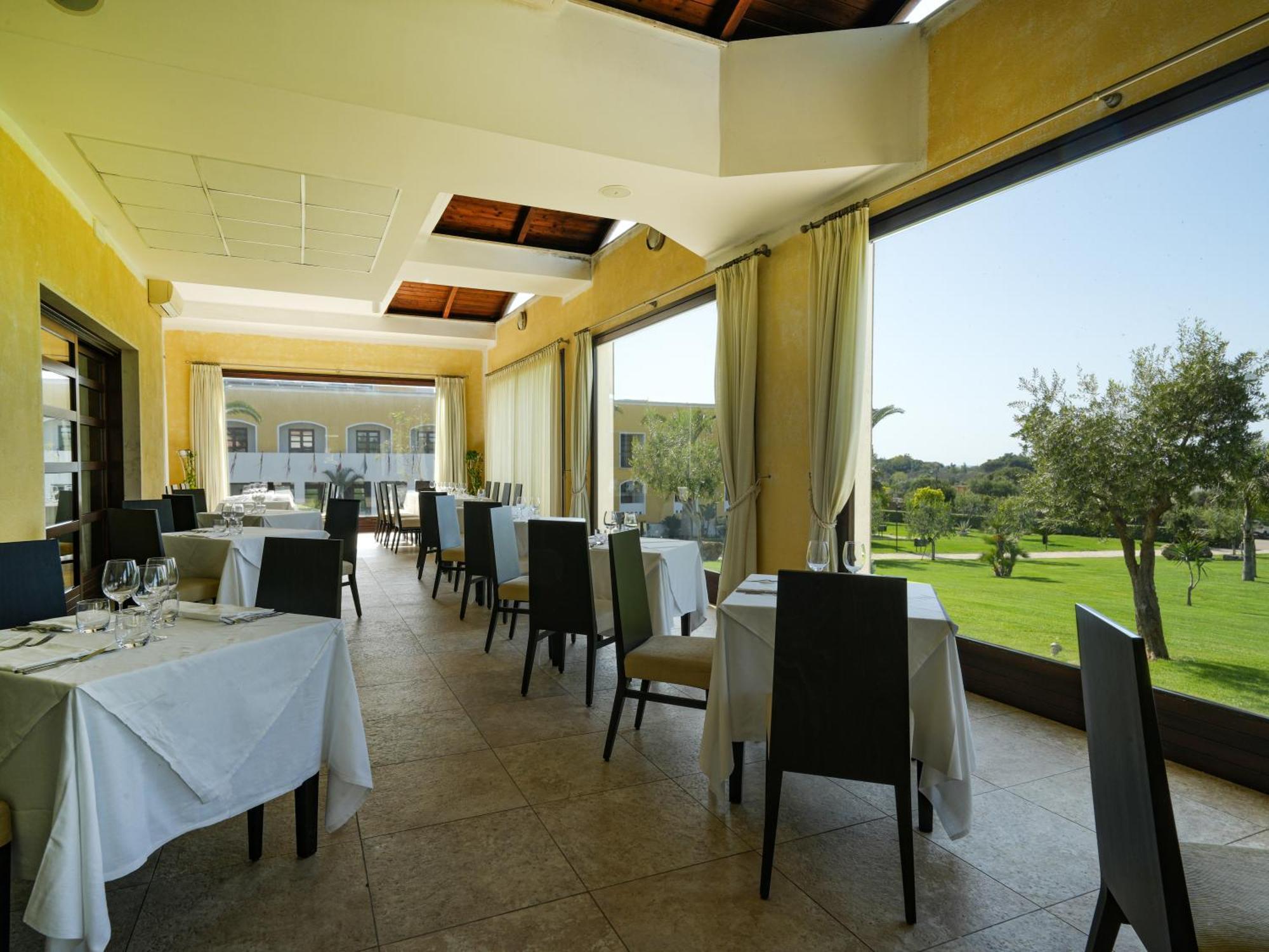 Hotel Gh 4*